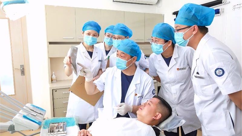 看牙科，商业保险与医保有何不同？**